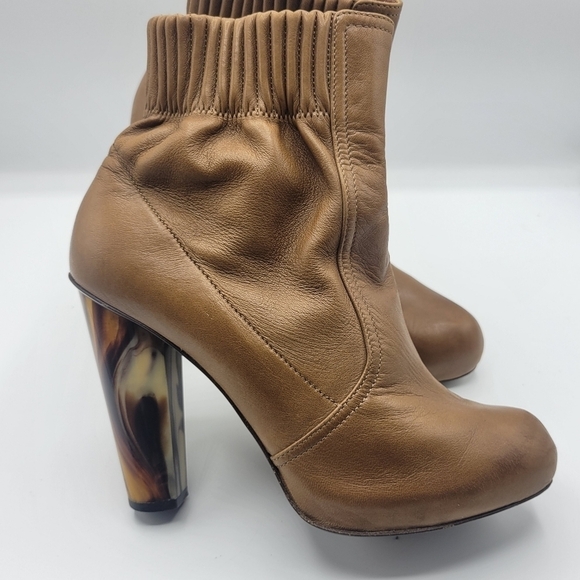 Elie Tahari heeled booties size 37 - Picture 1 of 16